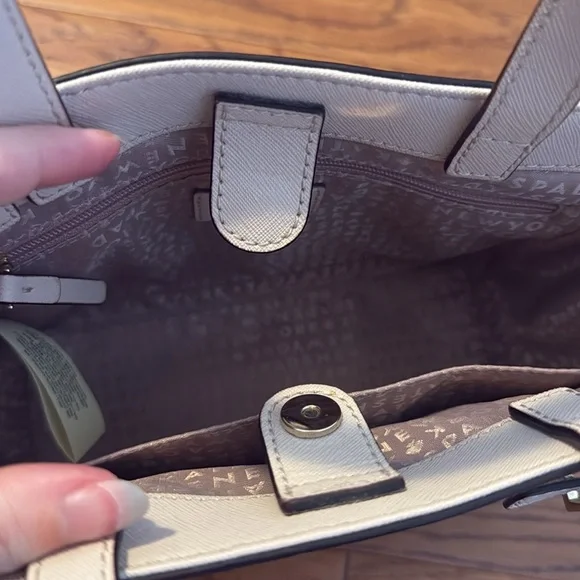 Kate Spade cutout design light grey purse with buckles and top handle - Picture 3 of 8